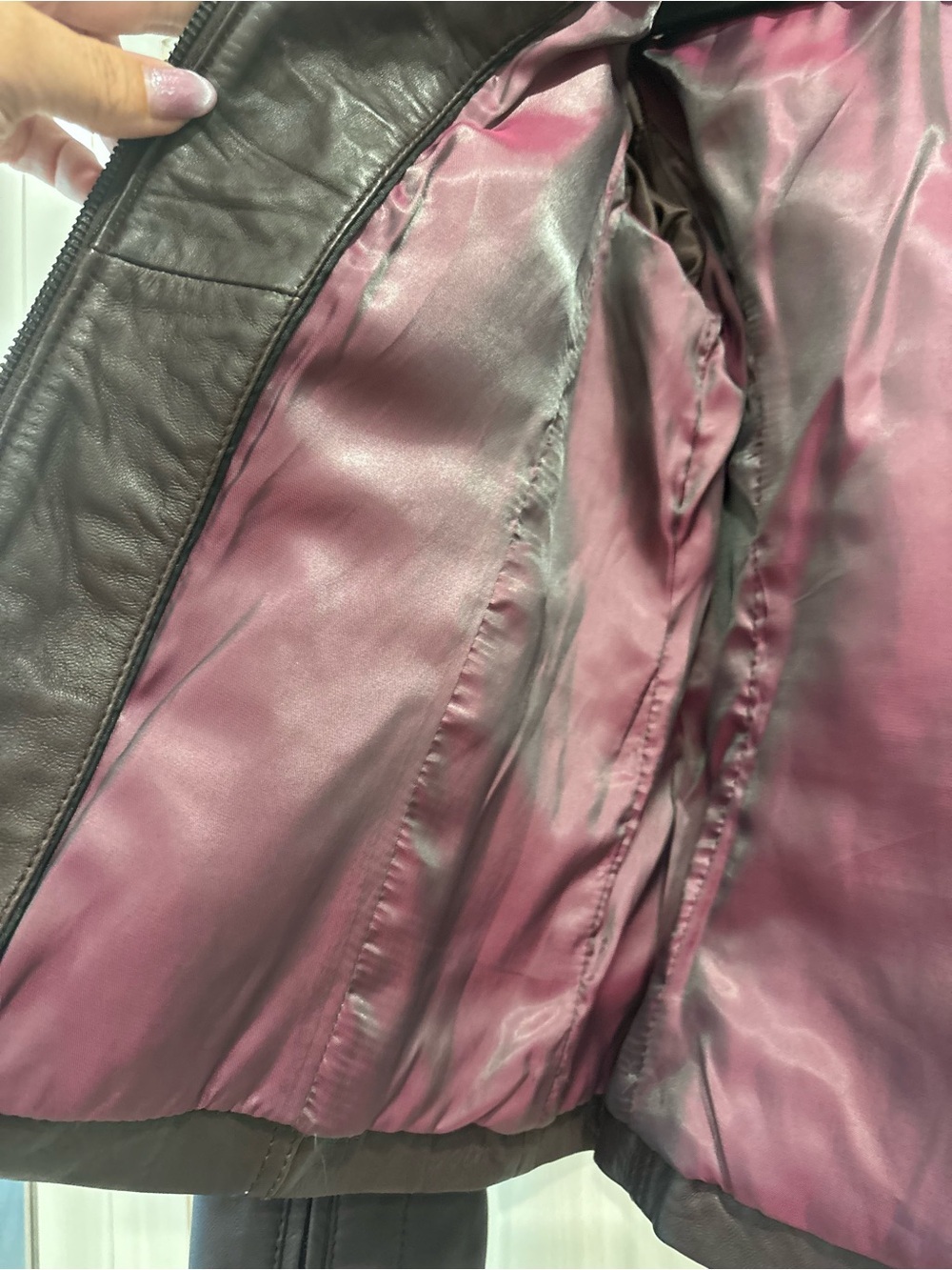 Danier women’s genuine leather moto jacket dark eggplant purple quilted zip S - Picture 10 of 13